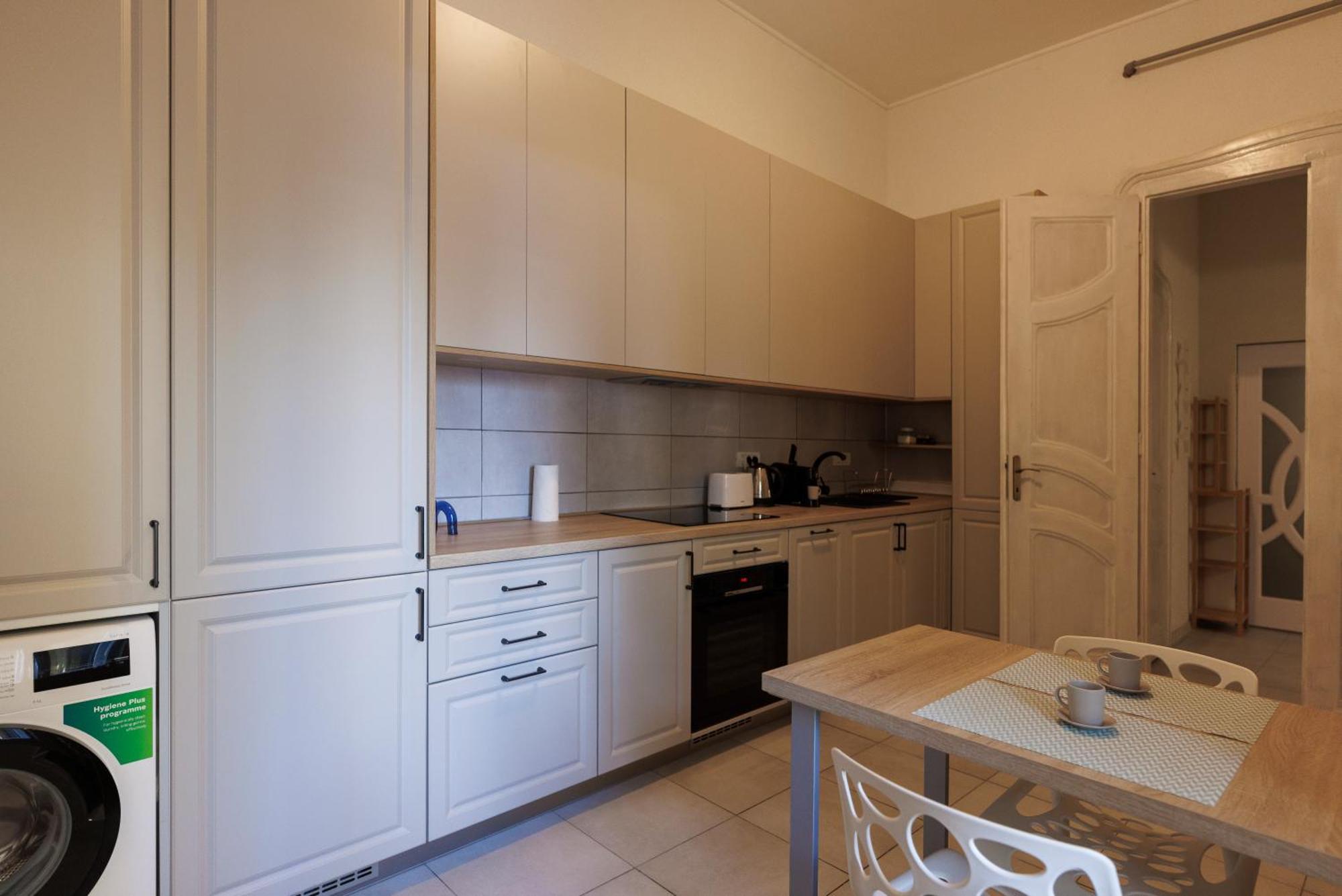 Victoriei Square Apartment Тимишоара Екстериор снимка