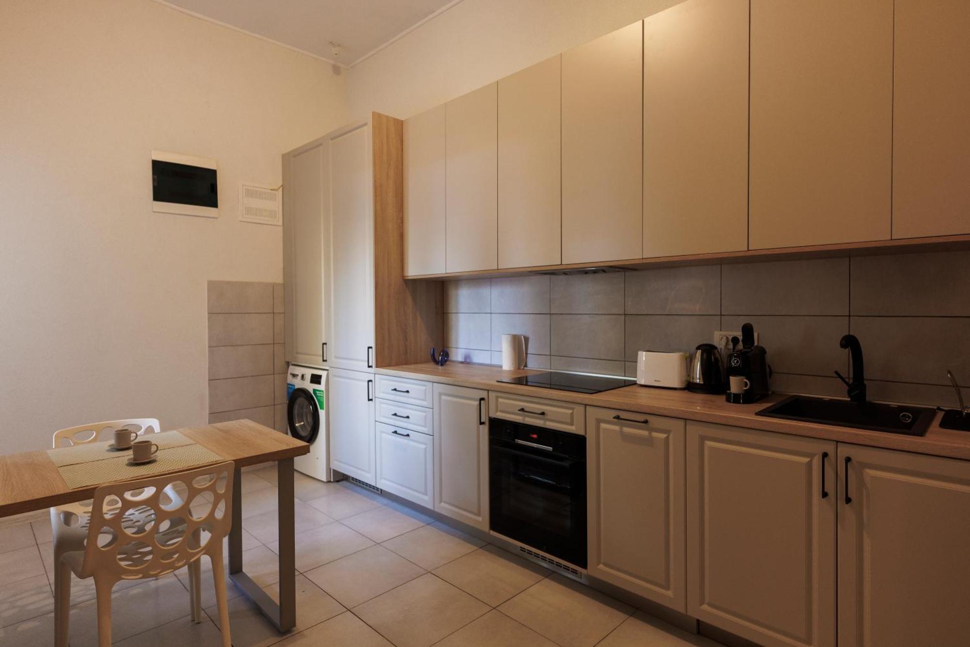 Victoriei Square Apartment Тимишоара Екстериор снимка