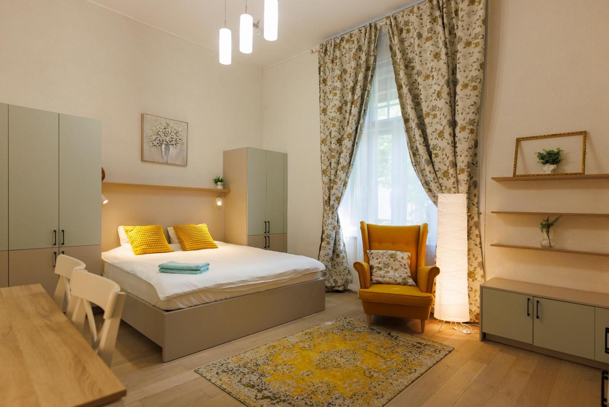 Victoriei Square Apartment Тимишоара Екстериор снимка